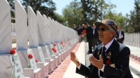 Kıbrıs Gazileri 43 Yıl Sonra Yavru Vatan'da