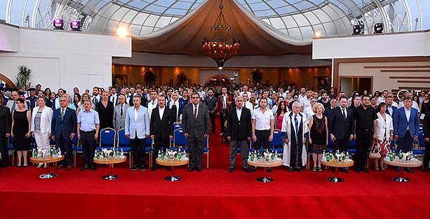 Akdeniz Karpaz Üniversitesi Mezunları Diplomalarını Aldı