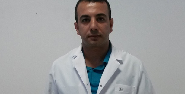 Kolu kaldırarak zorlama kas yırtığı oluşturabilir
