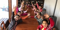 Çocuklar, İyilik Evi’nde Deneyle Öğreniyor